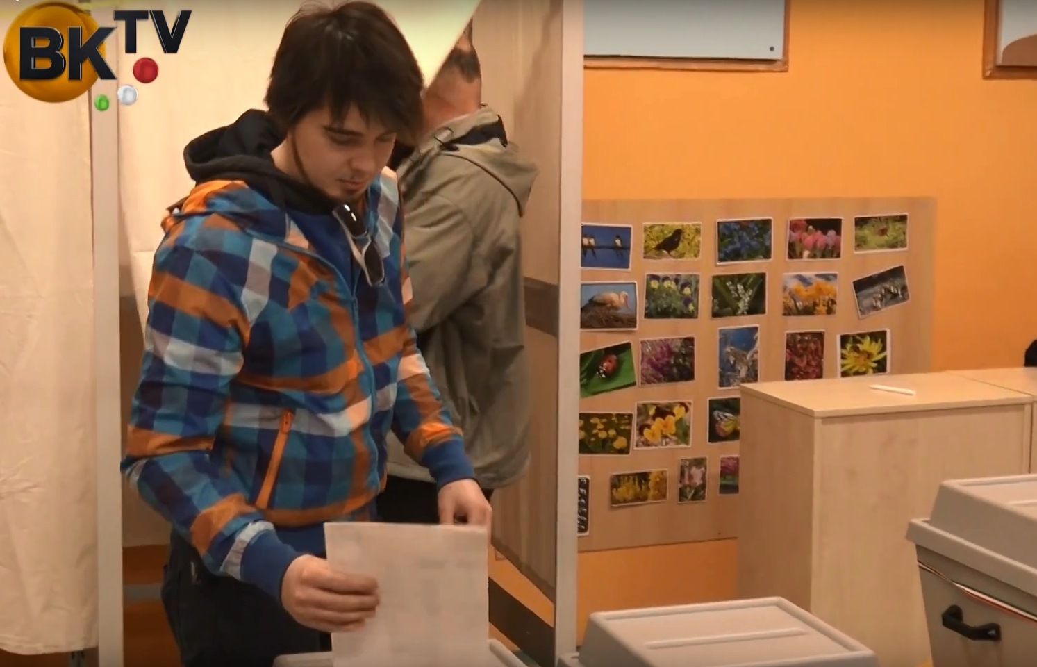Urnanyitás