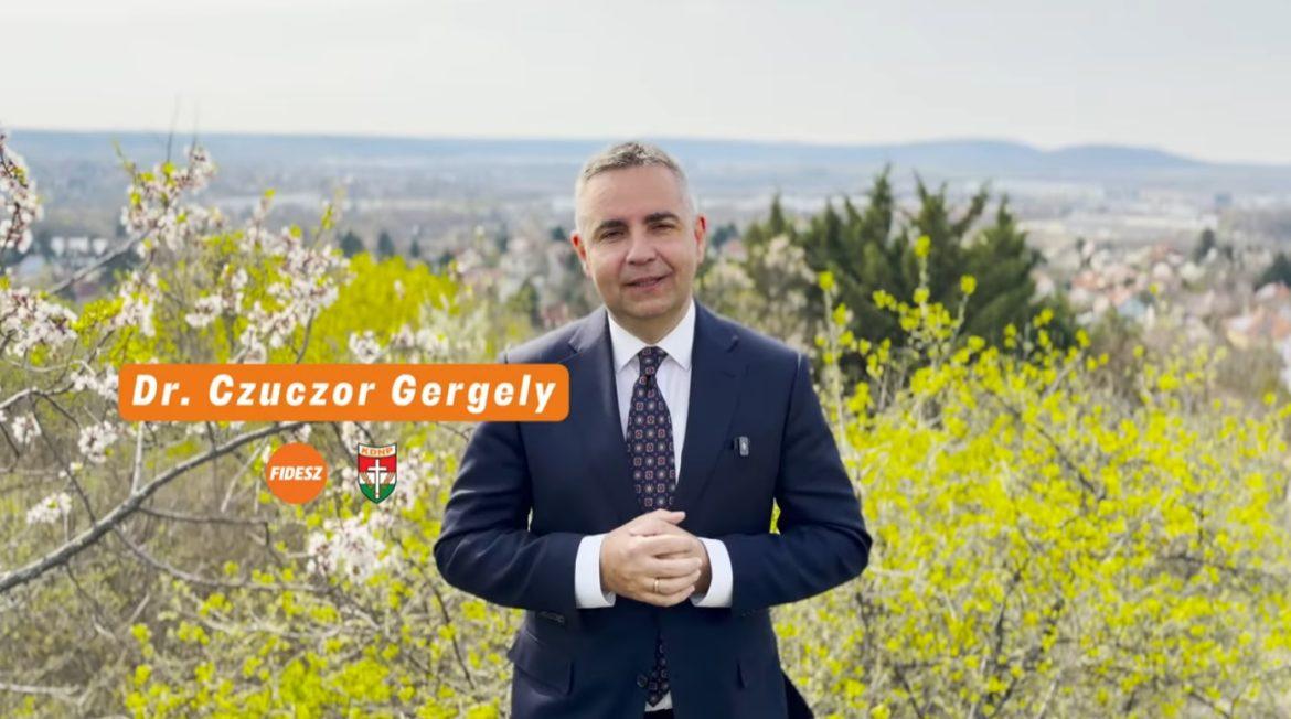 Dr. Czuczor Gergely: Az építő, gyarapító munkát folytatni kell!